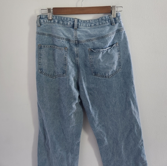 Cloud Ten Distressed Jeans Size Medium - Picture 5 of 5